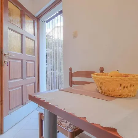 Vesna Apartament *
