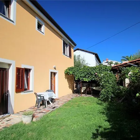 Vesna Novigrad Istria